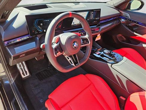 New 2026 BMW M5 w/ Carbon Package image 3