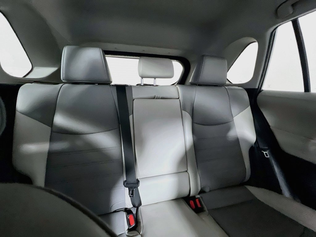 Used 2022 Toyota RAV4 XLE Premium FWD image 31