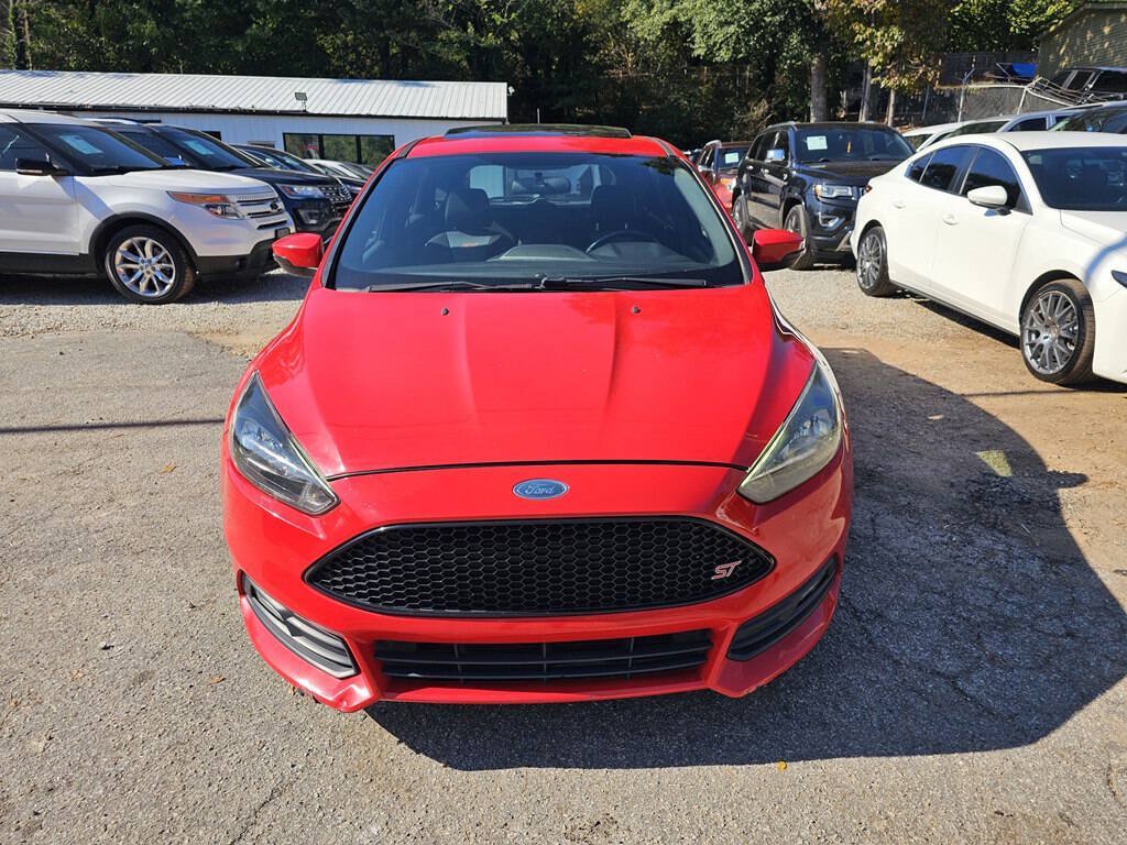 Used 2016 Ford Focus ST FWD image 4