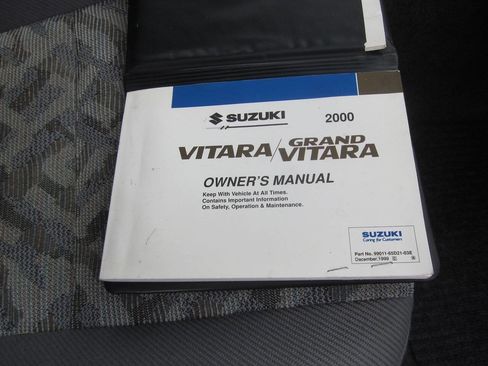 Used 2000 Suzuki Vitara JLX image 15