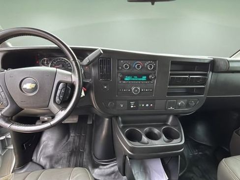 Used 2022 Chevrolet Express 2500 Work Van w/ Driver Convenience Package image 15