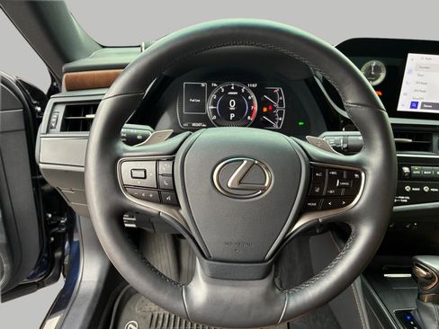 Used 2024 Lexus ES 350 w/ Premium Package FWD image 12