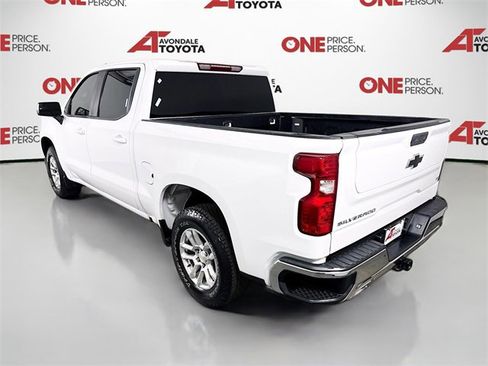 Used 2022 Chevrolet Silverado 1500 LT w/ Z71 Off-Road Package image 5