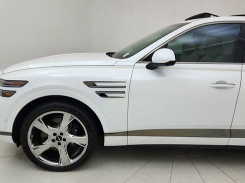 Used 2025 Genesis GV80 3.5T e-SC image 9