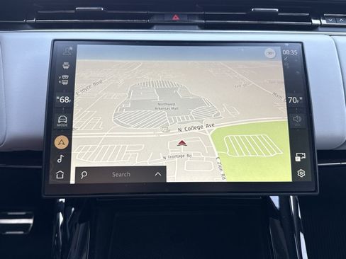 Used 2025 Land Rover Range Rover Sport Dynamic SE AWD/4WD image 8