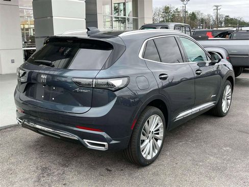 New 2026 Buick Envision Avenir image 3