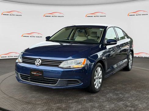 Used 2014 Volkswagen Jetta SE FWD image 1