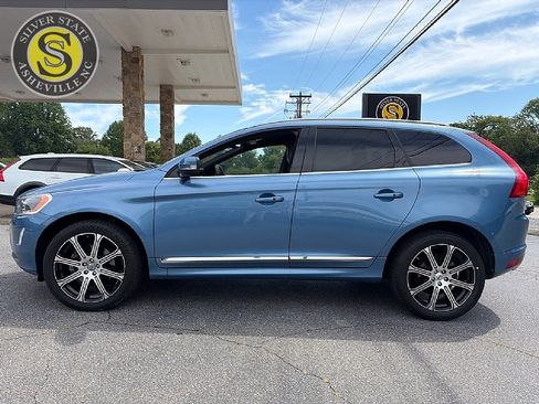 Used 2015 Volvo XC60 T6 AWD/4WD image 3