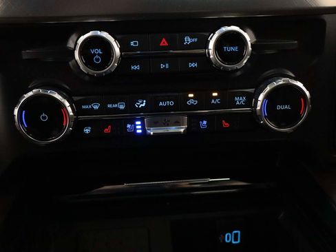 New 2026 Ford F350 King Ranch w/ Chrome Package AWD/4WD image 10