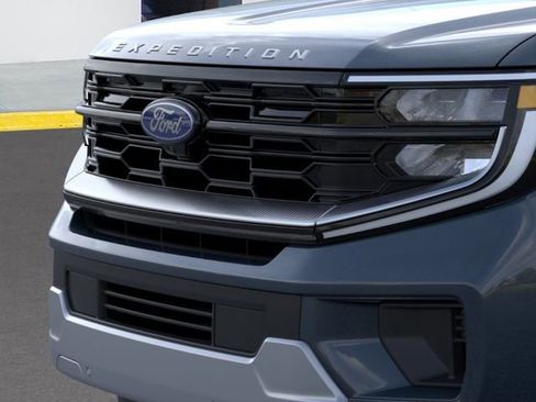 New 2026 Ford Expedition Platinum w/ Driver's Package AWD/4WD image 21