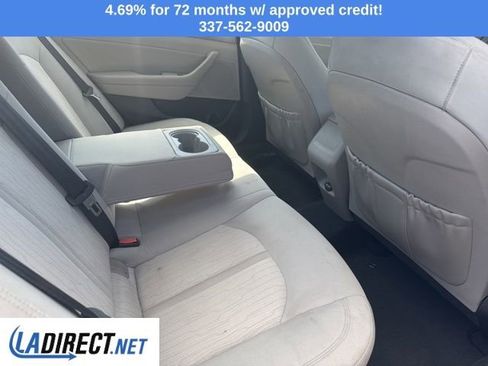 Used 2016 Hyundai Sonata SE FWD image 12