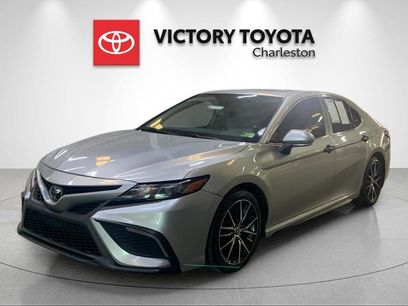 Used 2022 Toyota Camry SE w/ Cold Weather Package