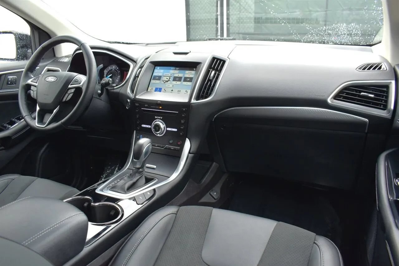 Used 2018 Ford Edge Sport w/ Equipment Group 401A AWD/4WD image 47