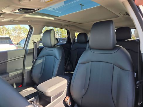 New 2026 Kia Sportage EX w/ EX Panorama Roof Package image 23