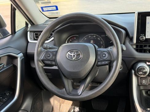 Certified 2025 Toyota RAV4 XLE FWD image 15