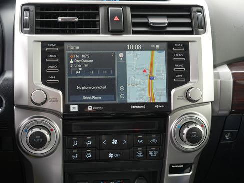 Used 2021 Toyota 4Runner Limited AWD/4WD image 23