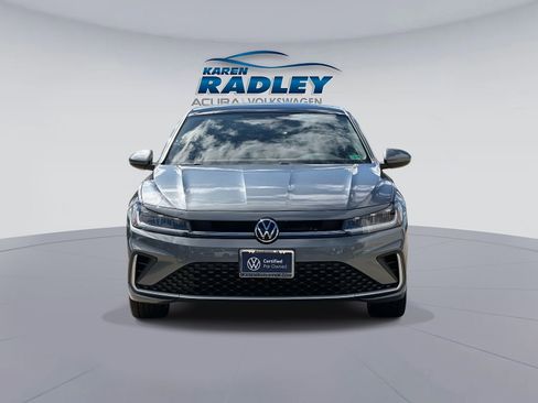 Used 2026 Volkswagen Jetta SE image 6