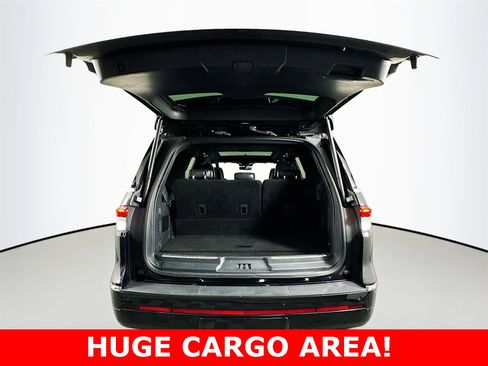 Used 2023 Lincoln Navigator Reserve image 33