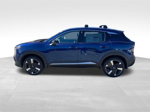 New 2026 Nissan Kicks SR w/ Cold Weather Package AWD/4WD image 3