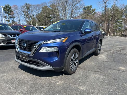 Certified 2021 Nissan Rogue SV AWD/4WD image 3
