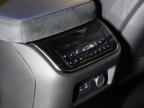 Certified 2026 INFINITI QX80 4WD image 29