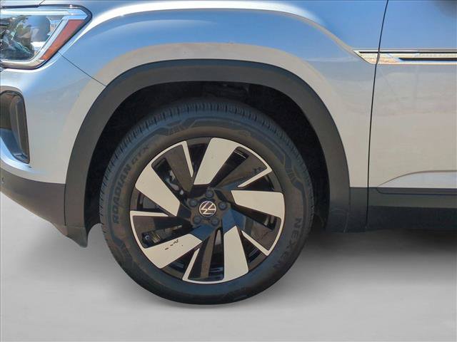 Used 2026 Volkswagen Atlas Cross Sport SE FWD image 22