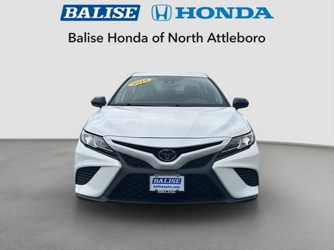 Used 2019 Toyota Camry SE FWD image 9