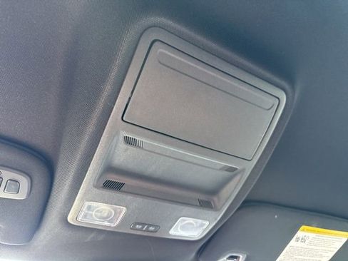 Used 2024 Ford Mustang GT Premium image 27