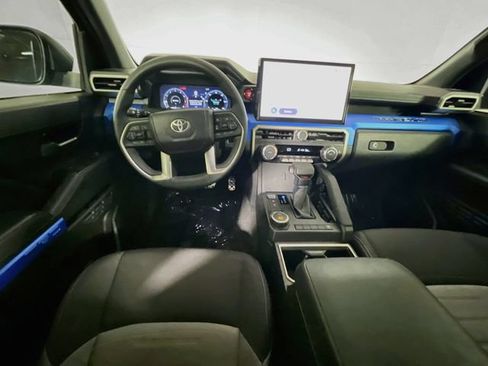 Used 2025 Toyota Tacoma TRD Sport RWD image 20