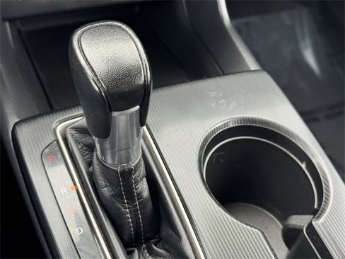 Used 2022 Honda Civic Sport image 14