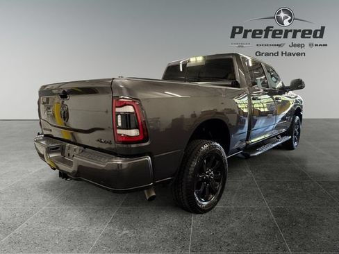 Used 2021 RAM 3500 Big Horn w/ Level B Equipment Group AWD/4WD image 19