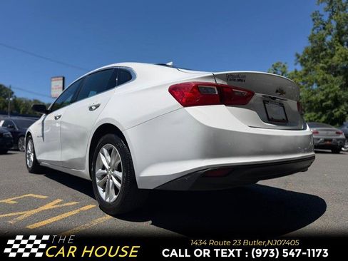 Used 2018 Chevrolet Malibu LT FWD image 7