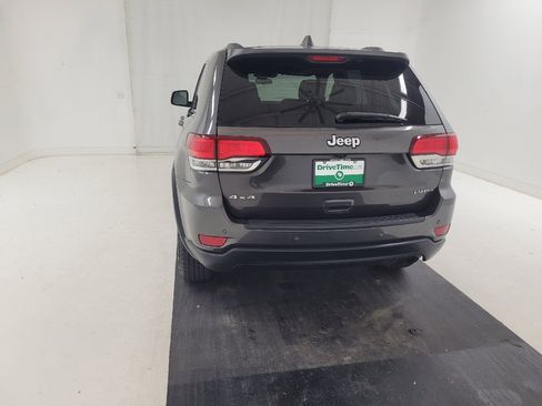 Used 2020 Jeep Grand Cherokee Laredo w/ Security & Convenience Group AWD/4WD image 6