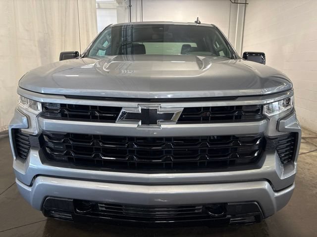 Used 2023 Chevrolet Silverado 1500 RST w/ LPO, Dark Essentials Package AWD/4WD image 2