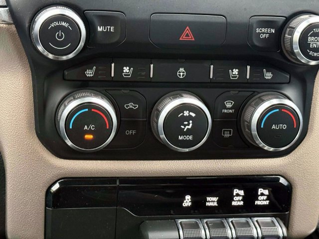 Certified 2019 RAM 1500 Laramie w/ Sport Appearance Package AWD/4WD image 31