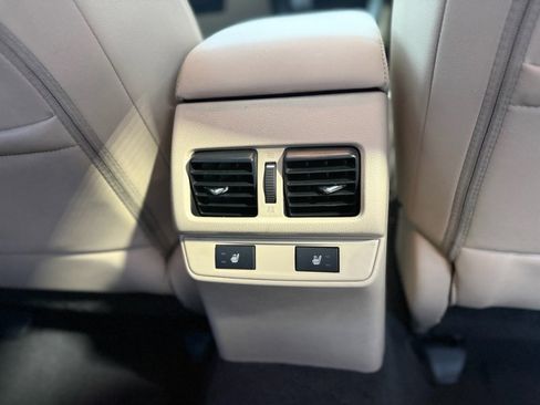 Used 2015 Subaru Legacy 2.5i Limited image 16