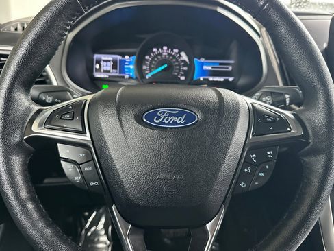 Used 2024 Ford Edge SEL image 23
