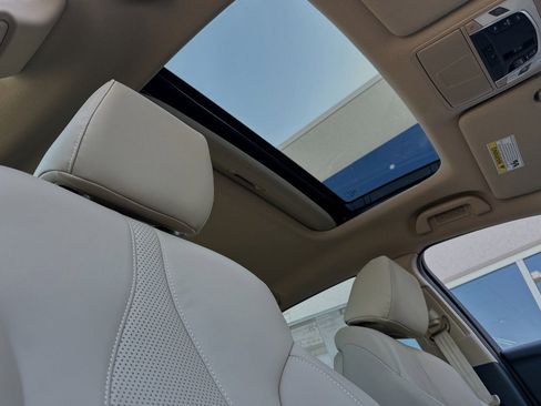 New 2025 Acura TLX w/ Technology Package image 14