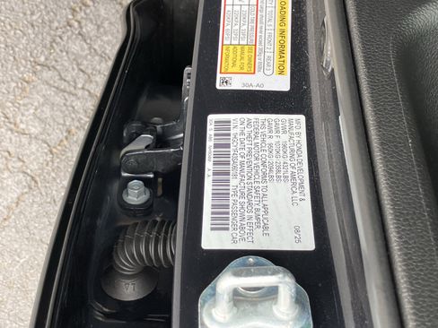 Used 2025 Honda Accord SE image 30