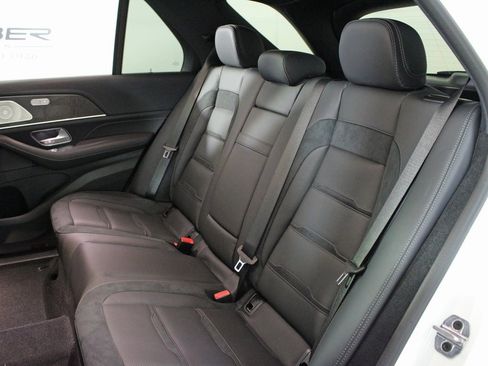 Certified 2025 Mercedes-Benz GLE 53 AMG 4MATIC image 30