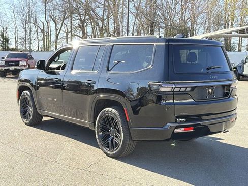 New 2026 Jeep Grand Wagoneer Limited image 11