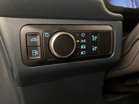 New 2025 Ford Maverick XL image 22