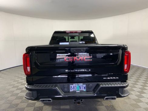 Used 2022 GMC Sierra 1500 Denali image 9