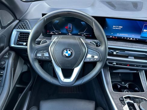 Used 2024 BMW X5 sDrive40i w/ Parking Assistance Package RWD image 13