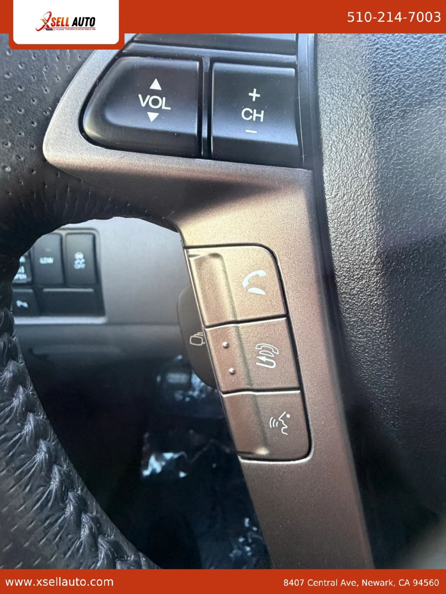 Used 2016 Honda Odyssey Touring image 16