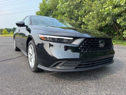 Used 2024 Honda Accord LX image 4