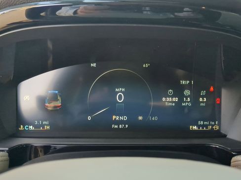 New 2026 Lincoln Corsair Premiere image 14