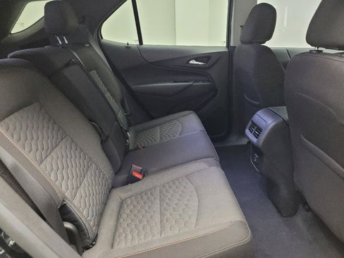 Used 2021 Chevrolet Equinox LT AWD/4WD image 19