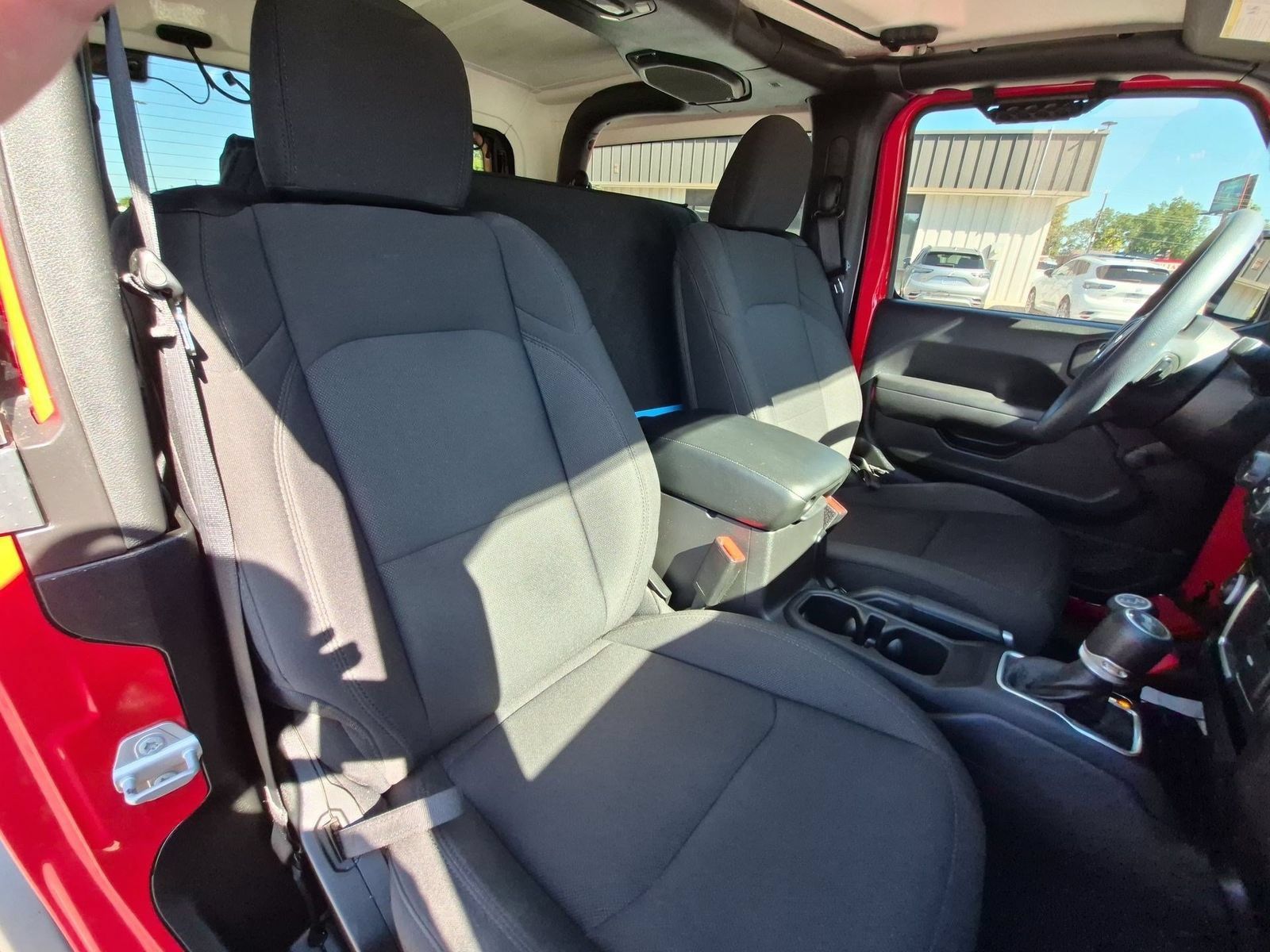 Used 2022 Jeep Wrangler Sport AWD/4WD image 26