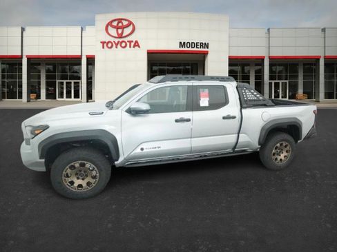New 2025 Toyota Tacoma 4x4 Double Cab Hybrid image 7